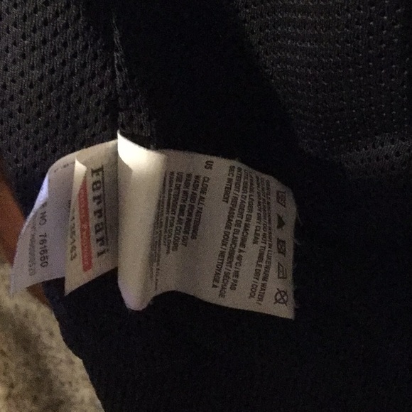 Puma Scuderia Ferrari hooded windbreaker size M - Picture 6 of 8